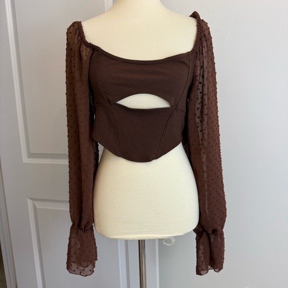 NWT Urban Outfitters Mirabel Puff Sleeve Cropped Blouse Chocolate Brown XXXL - Picture 2 of 9